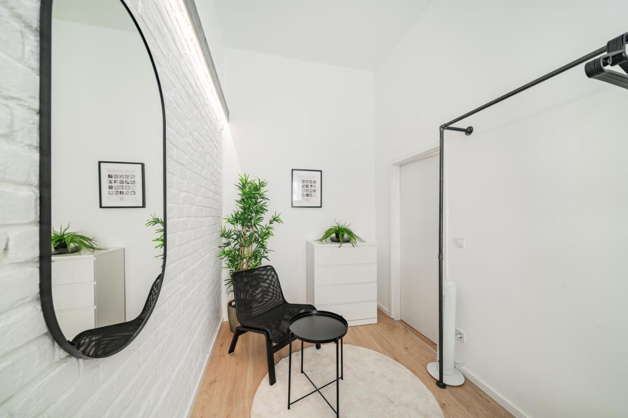Chic Central City Rooms By Home2 Wien Eksteriør billede