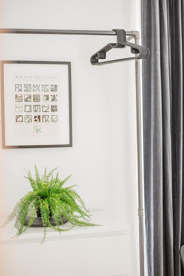Chic Central City Rooms By Home2 Wien Eksteriør billede