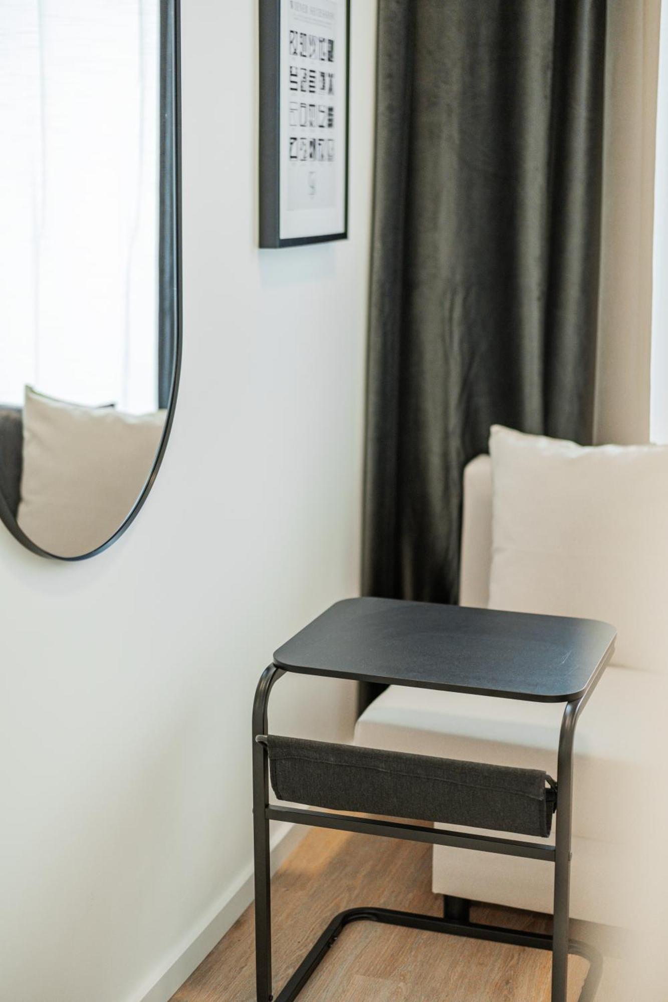 Chic Central City Rooms By Home2 Wien Eksteriør billede