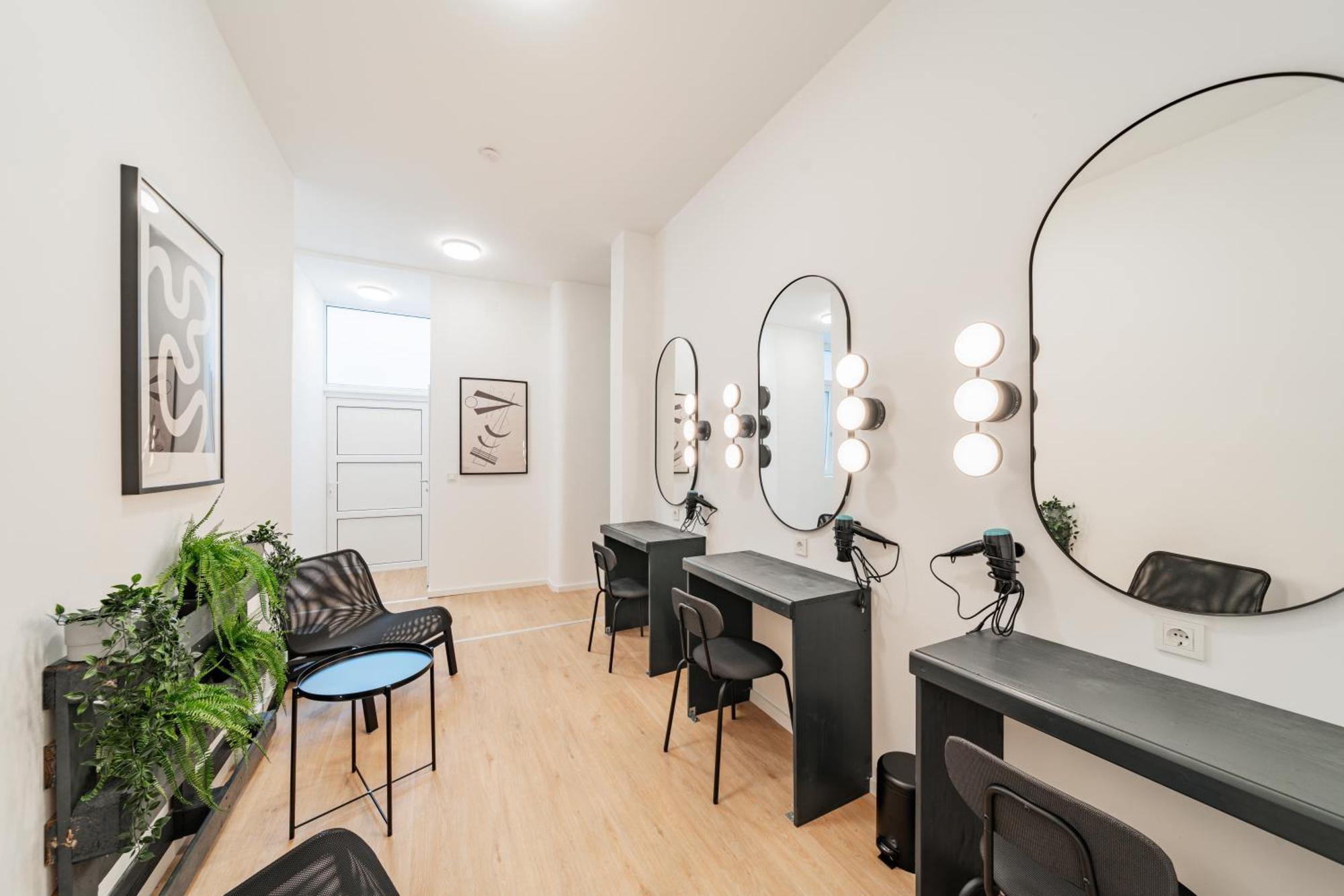 Chic Central City Rooms By Home2 Wien Eksteriør billede